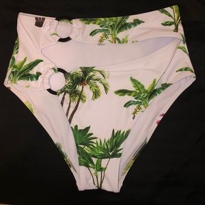 Fashion nova bikini bottoms